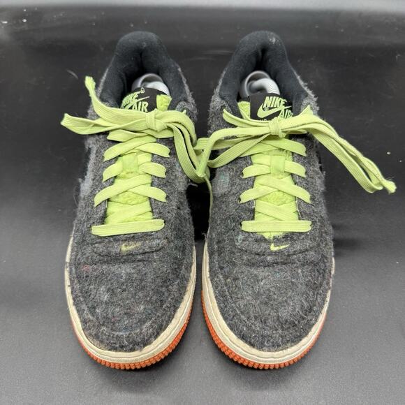 Nike Air Force 1 LV8 GS Black Green Sneaker DZ5287-001 Youth Size 5Y Womens 6.5 - Picture 3 of 7